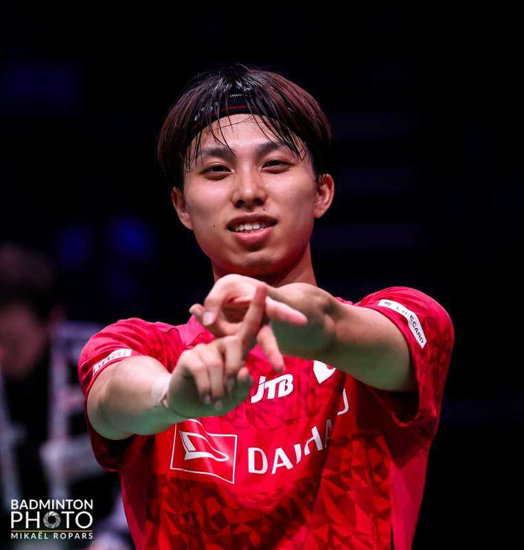 在此背景下 在此背景下