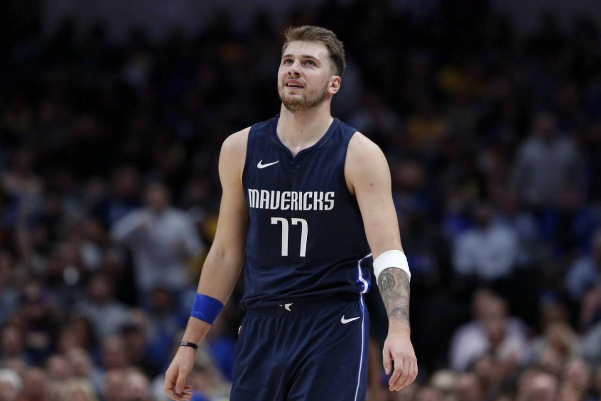 的形象深深 的形象深深