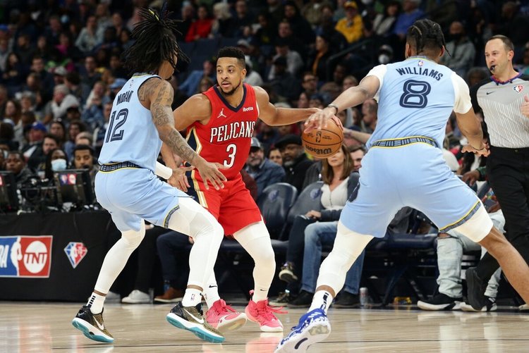 同一赛场上 同一赛场上