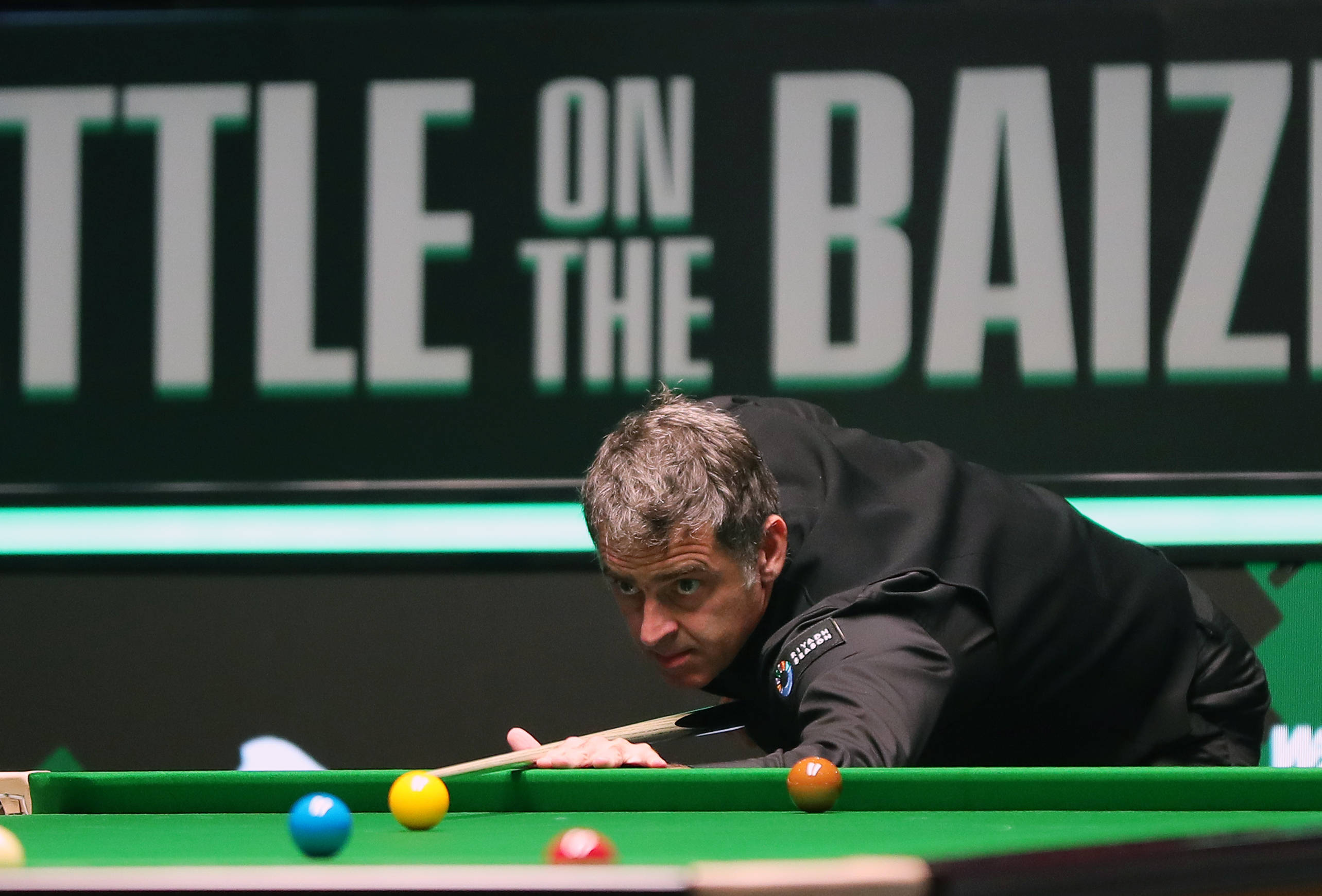 背靠背作战 背靠背作战