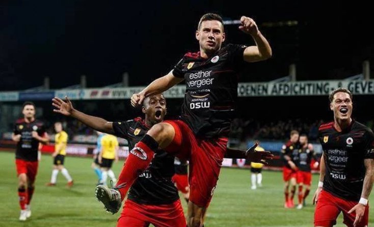 赛季跨度内 赛季跨度内